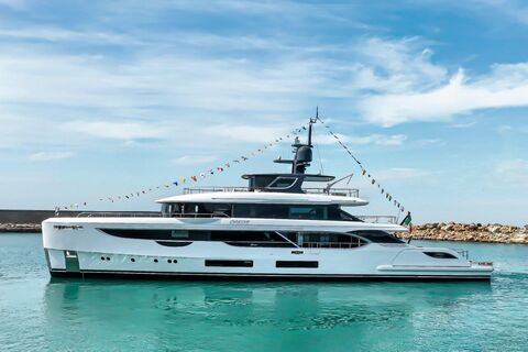 Benetti vuelve al Cannes Yachting Festival 2023